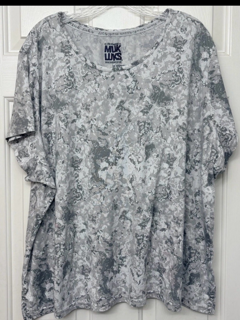 MUK LUKS Plus Size 3X Camo Print Round Neck Short Sleeve T-Shirt Top Gray soft